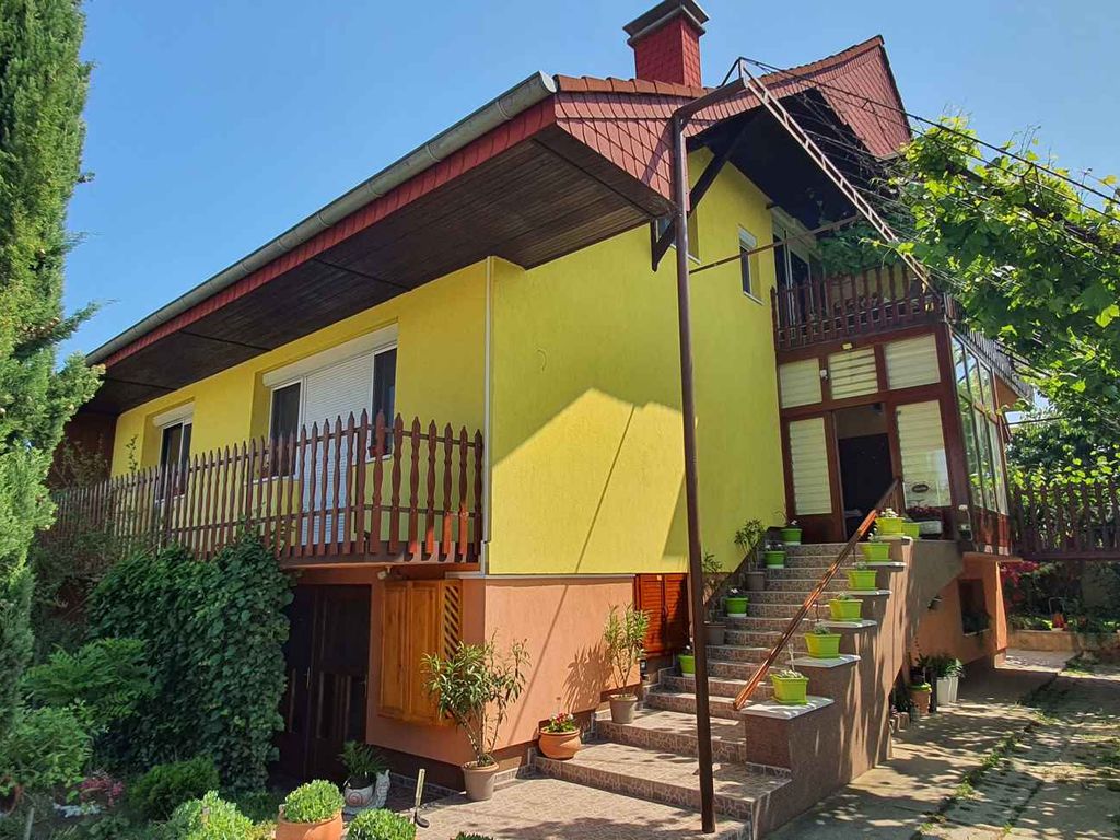 Ferienwohnung mit Klimaanlage und Grillmöglichkeit