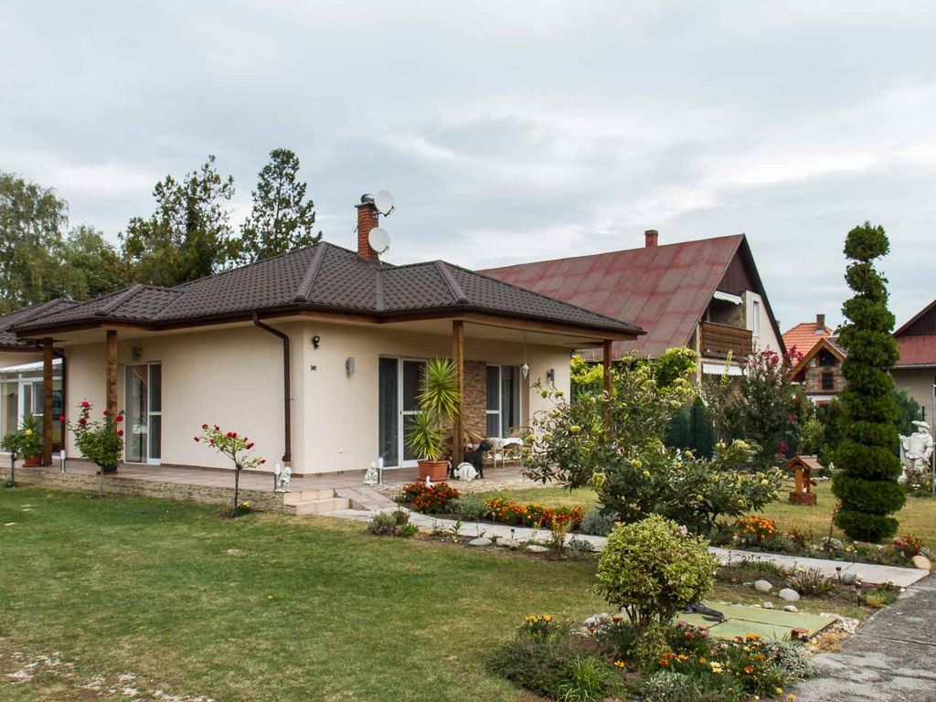 Ferienhaus mit Klimaanlage, WLAN, Waschmaschine und Geschirrspüler