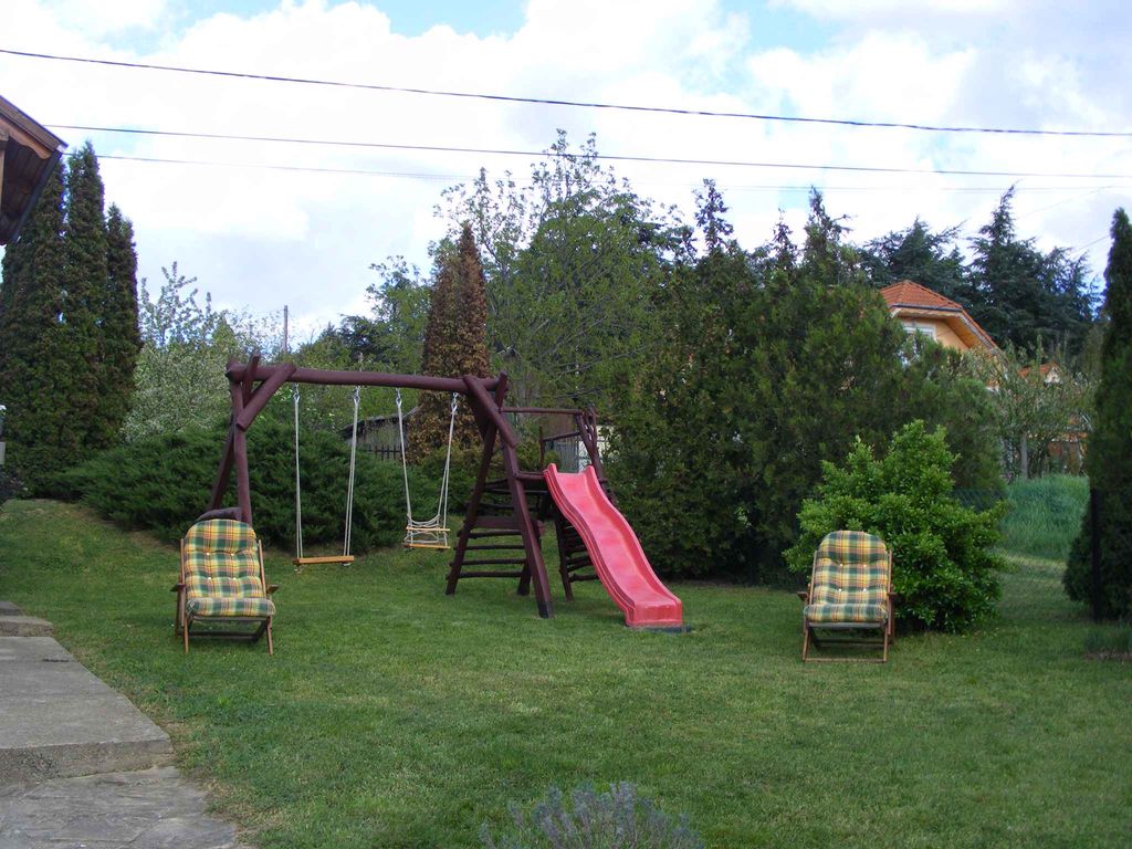 Ferienhaus mit Klimaanlage und Garten