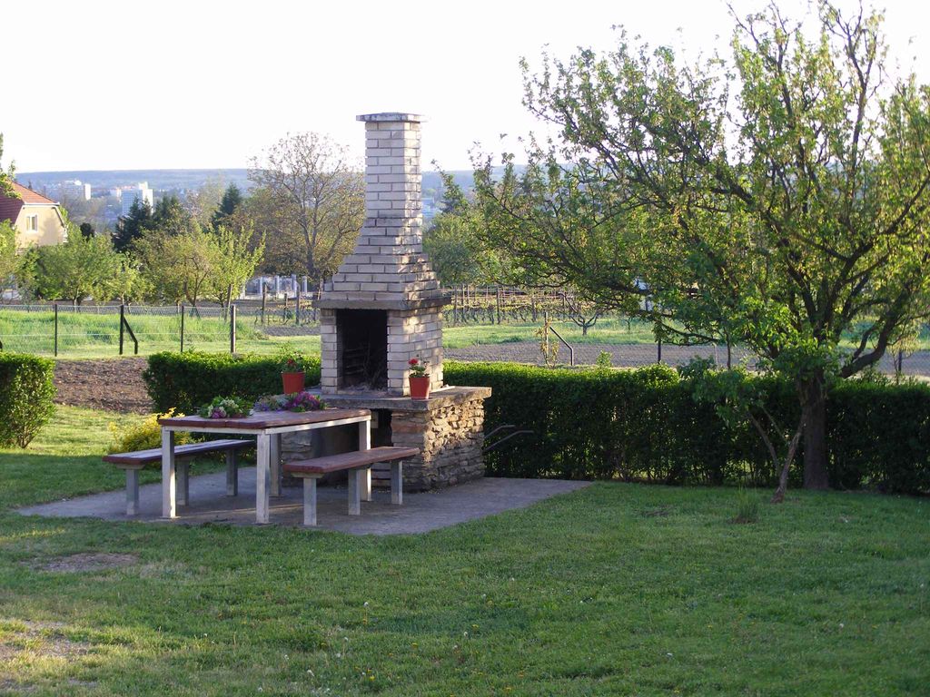 Ferienhaus mit Klimaanlage und Garten