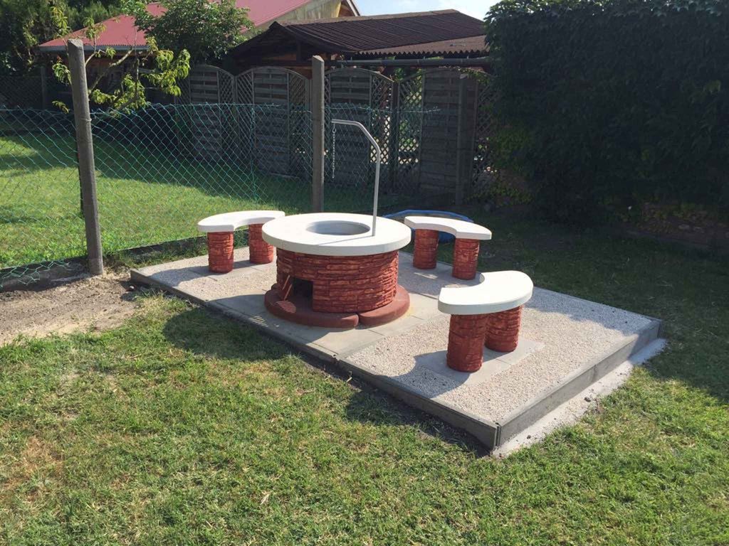 Ferienhaus mit Garten und WLAN