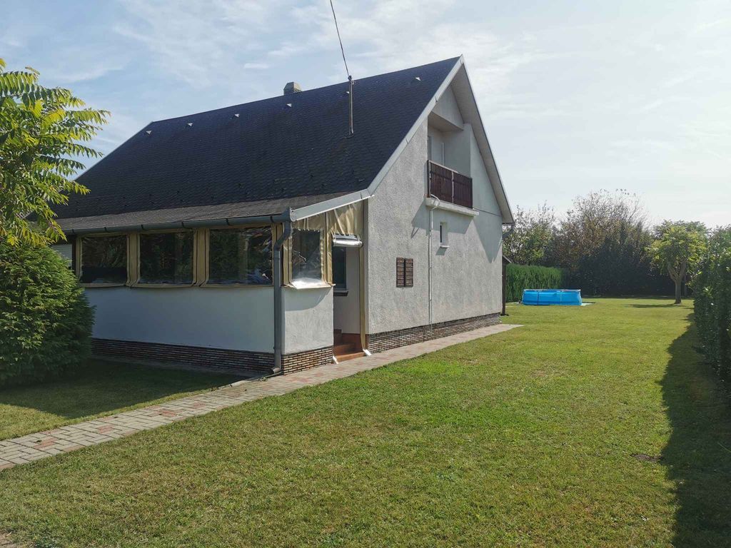 Ferienhaus mit Pool, WLAN und Klimaanlage