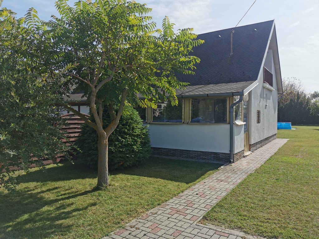 Ferienhaus mit Pool, WLAN und Klimaanlage