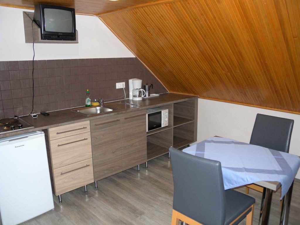 Studio nahe des Sees mit Internet und Grillmöglichkeit