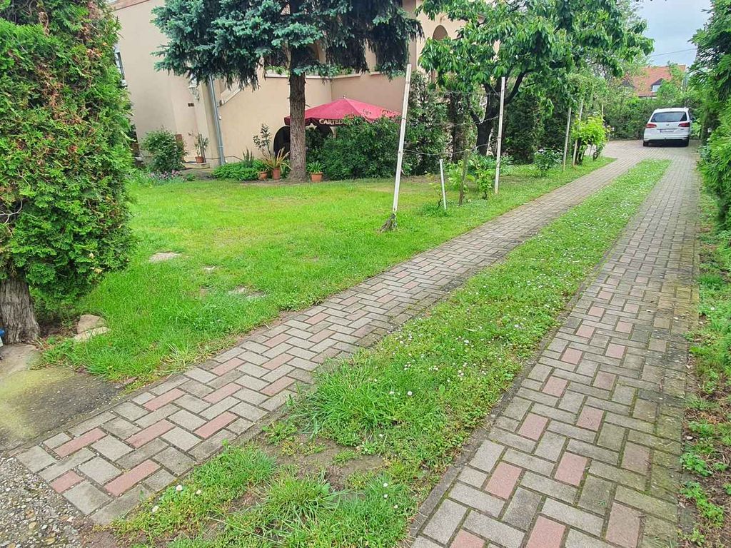 Ferienwohnung mit großem Garten und Internet