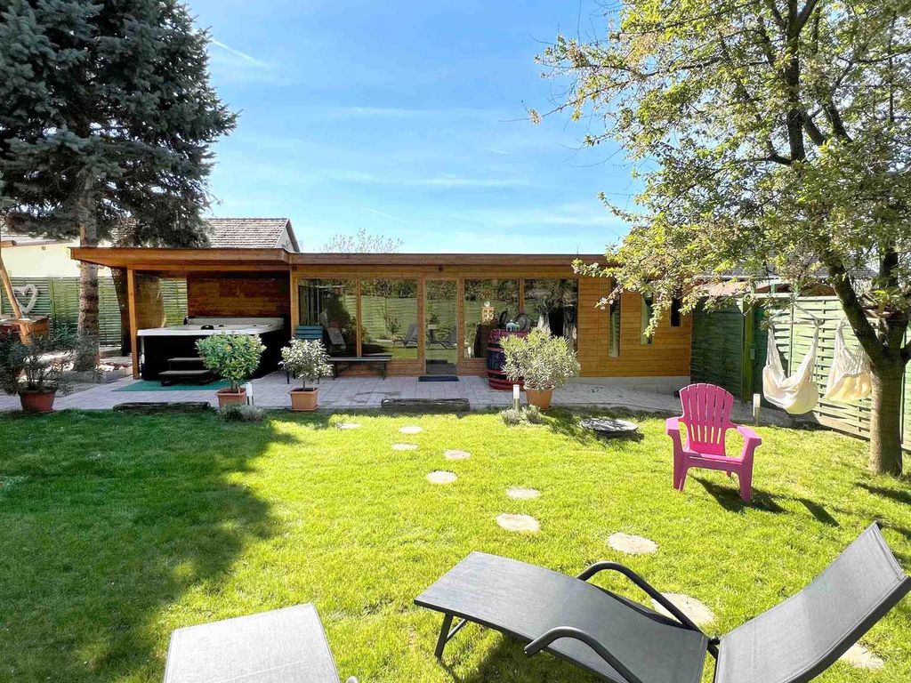 Ferienhaus mit liebevoller Einrichtung, Whirlpool und Sauna