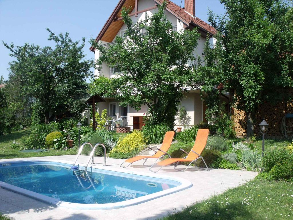 Ferienwohnung mit Pool