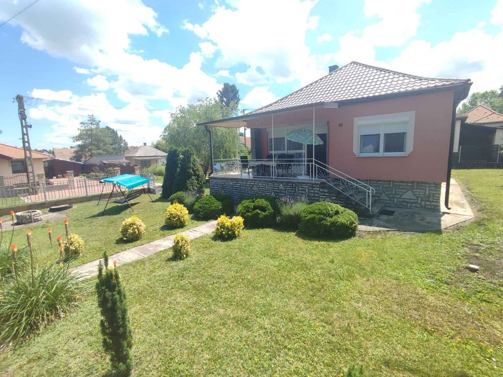 Ferienhaus renoviert mit Waschmaschine