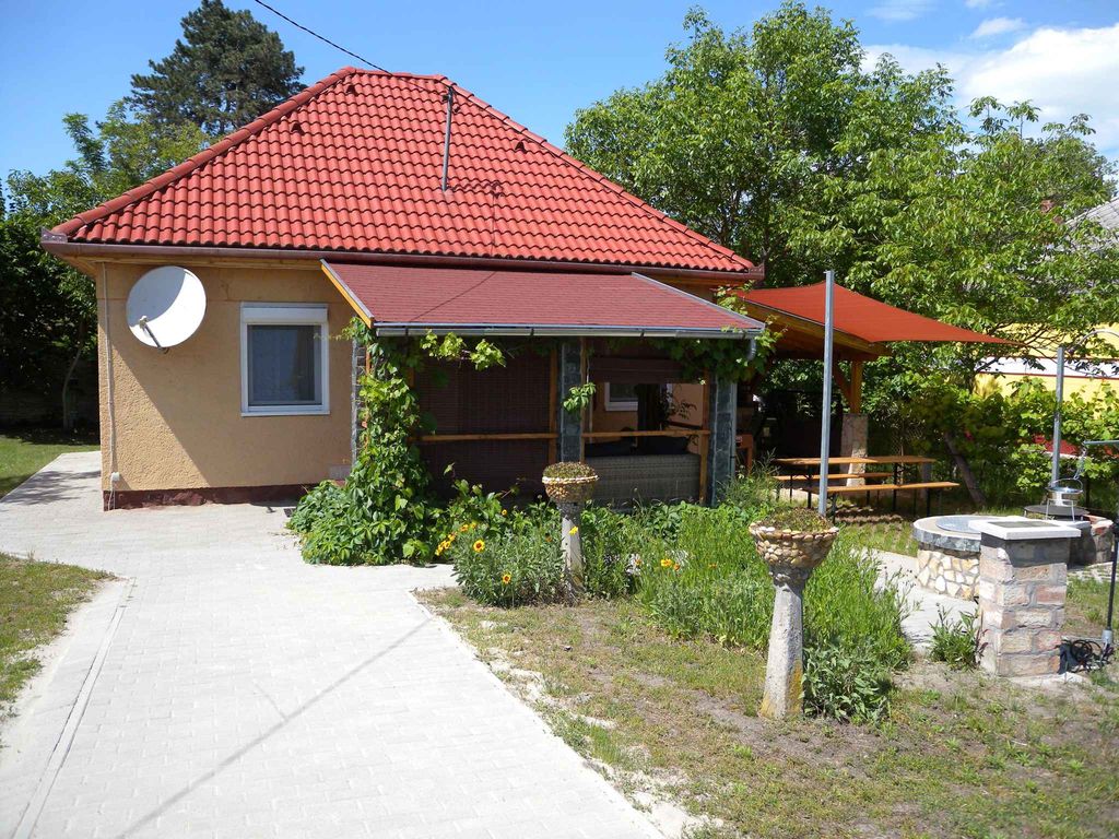 Ferienhaus nur 200 m vom Strand