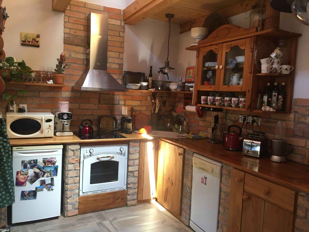 Ferienhaus mit Terrasse und Klimaanlage im Bauernstil