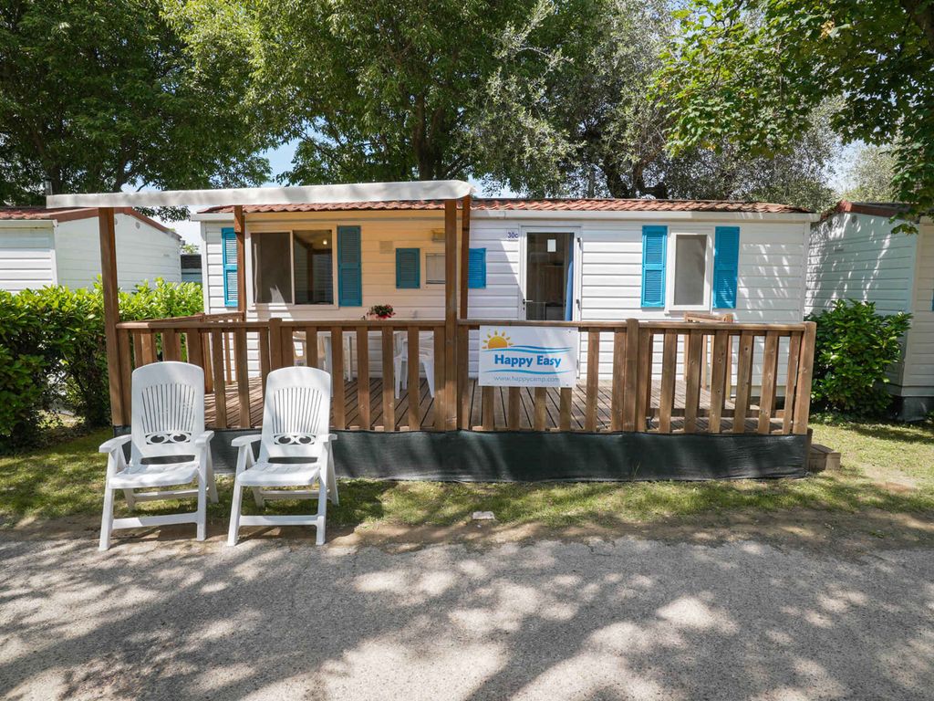 Mobilehome mit Klimaanlage, Terrasse und Pool