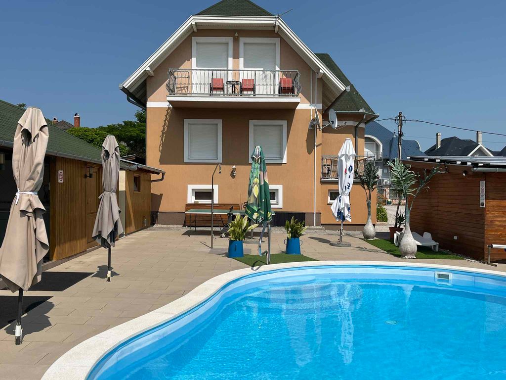 Ferienwohnung mit beheiztem Pool