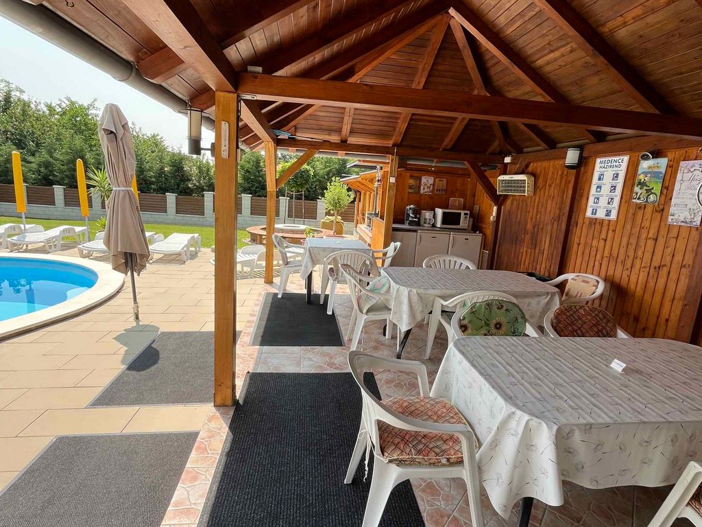 Ferienwohnung mit beheiztem Pool
