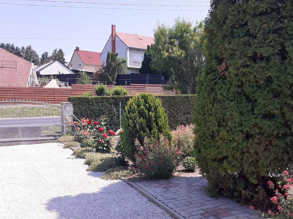 Ferienwohnung mit Garten und Grill