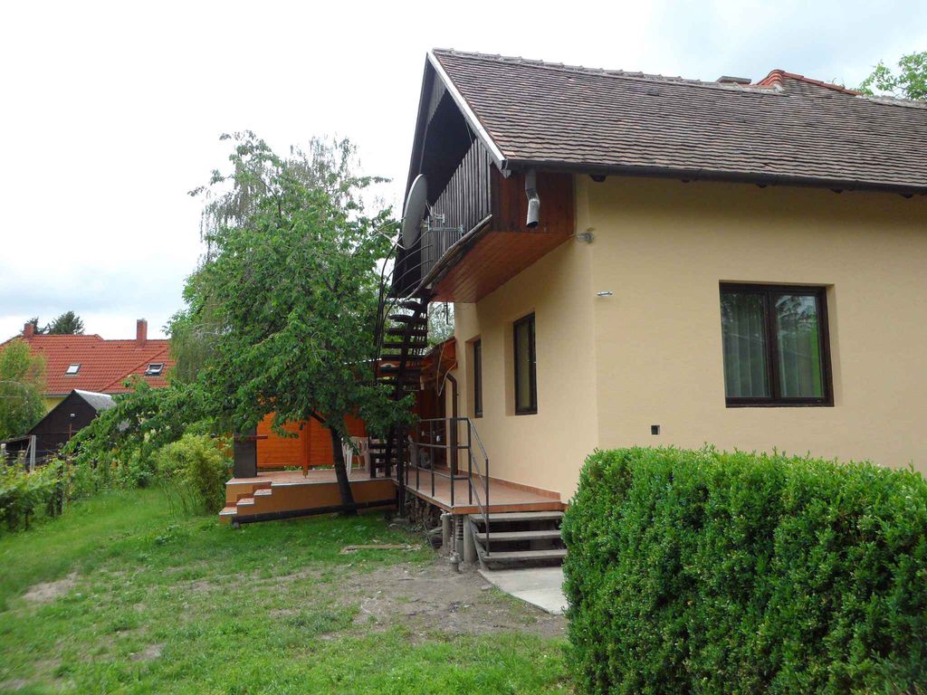 Ferienhaus mit überdachter Terrasse