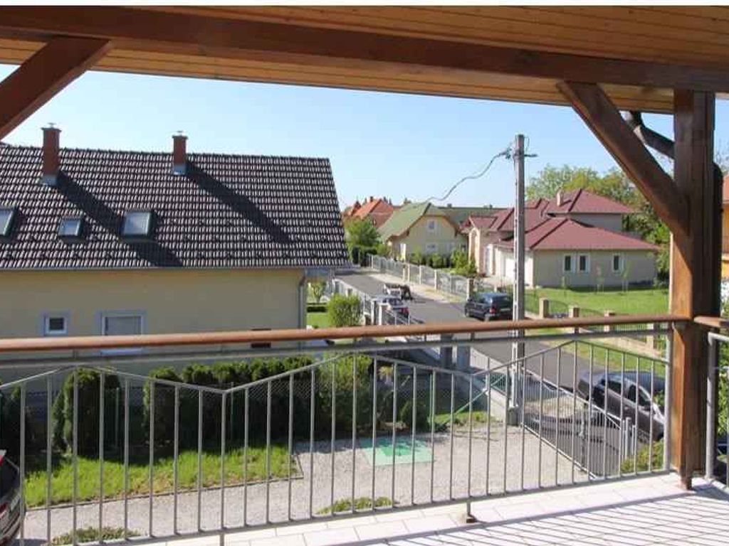 Ferienwohnung in ruhiger und sonniger Lage