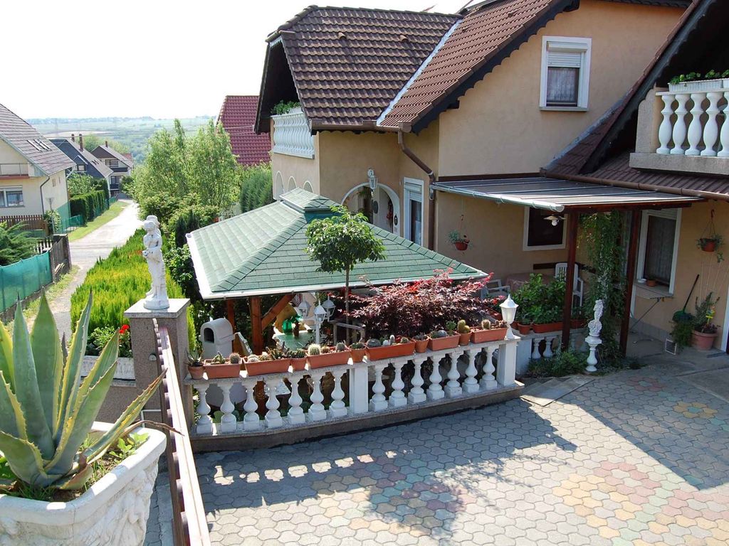 Ferienwohnung im Erdgeschoss, geeignet für gehbehinderte