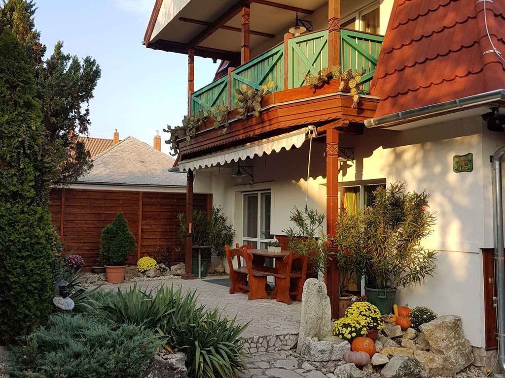 Ferienwohnung mit Kamin , Whirlpool und Sauna
