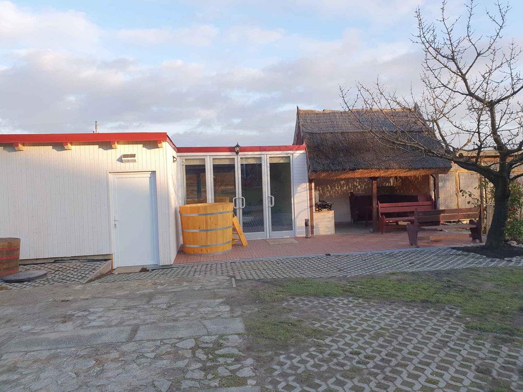 Ferienwohnung mit Sauna, Whirpool, Garten und Spielplatz