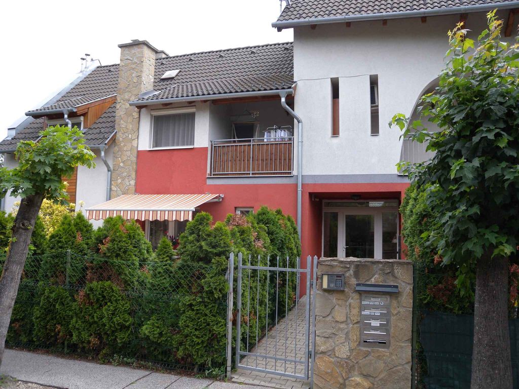 Ferienwohnung nur 100 m vom Plattensee entfernt