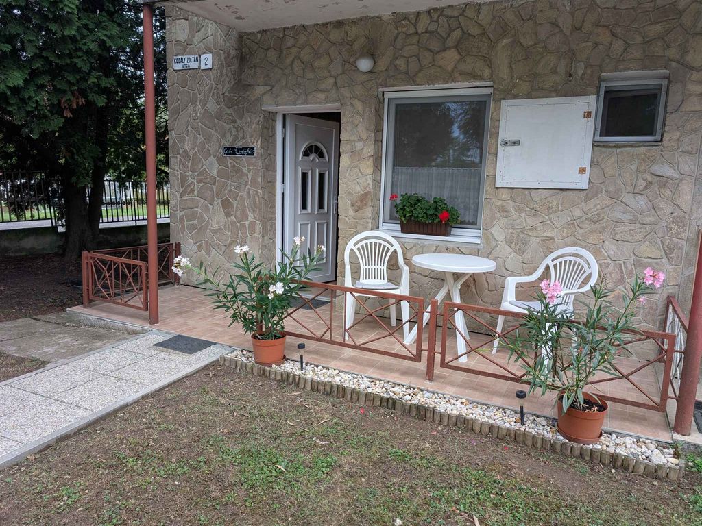 Ferienwohnung mit Terrasse und WLAN