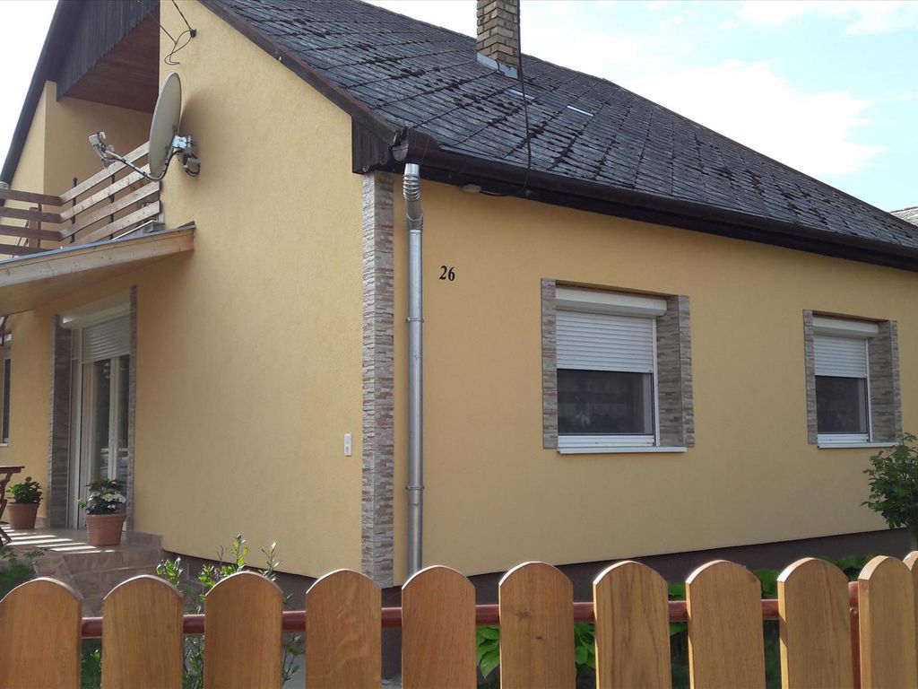 Studio mit Balkon und Internet