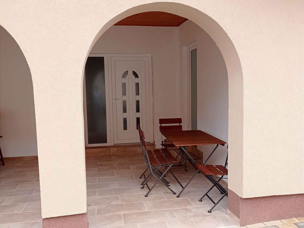 Ferienwohnung in 2021 renoviert mit Klimaanlage und WLAN