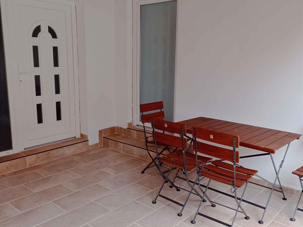 Ferienwohnung in 2021 renoviert mit Klimaanlage und WLAN