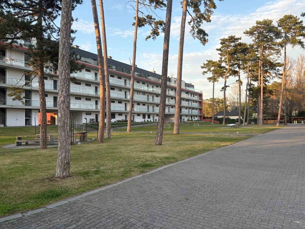 Ferienwohnung mit Balkon und Blick aufs Wasser