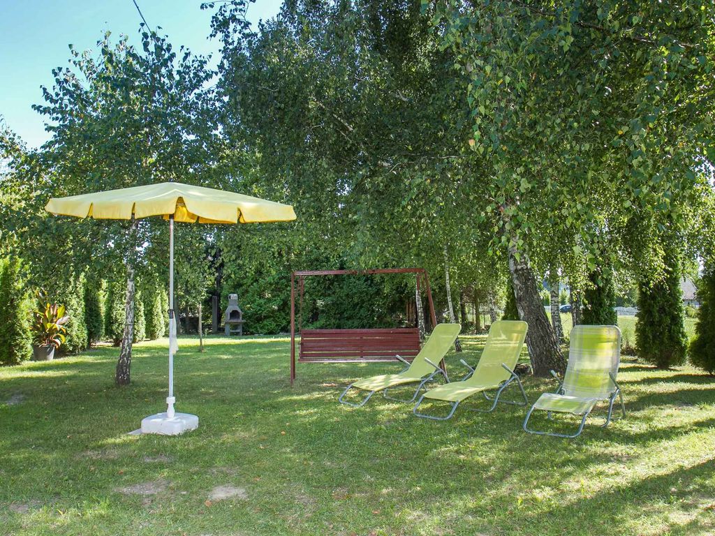 Ferienhaus mit einem großen Garten