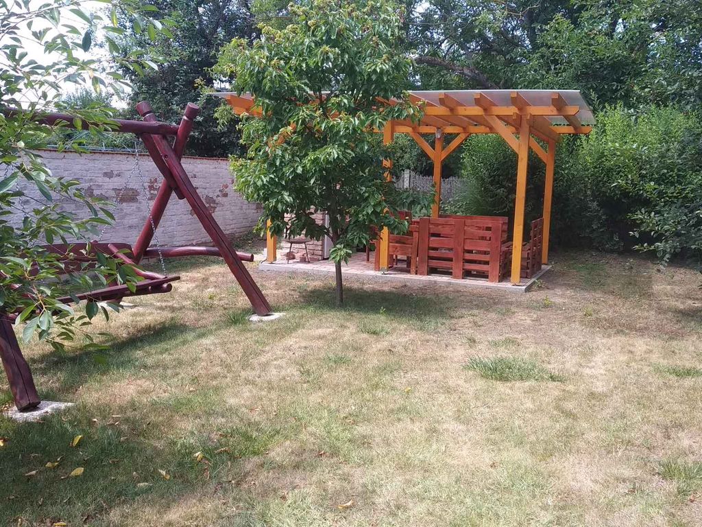 Ferienwohnung mit Balkon und Tischtennis