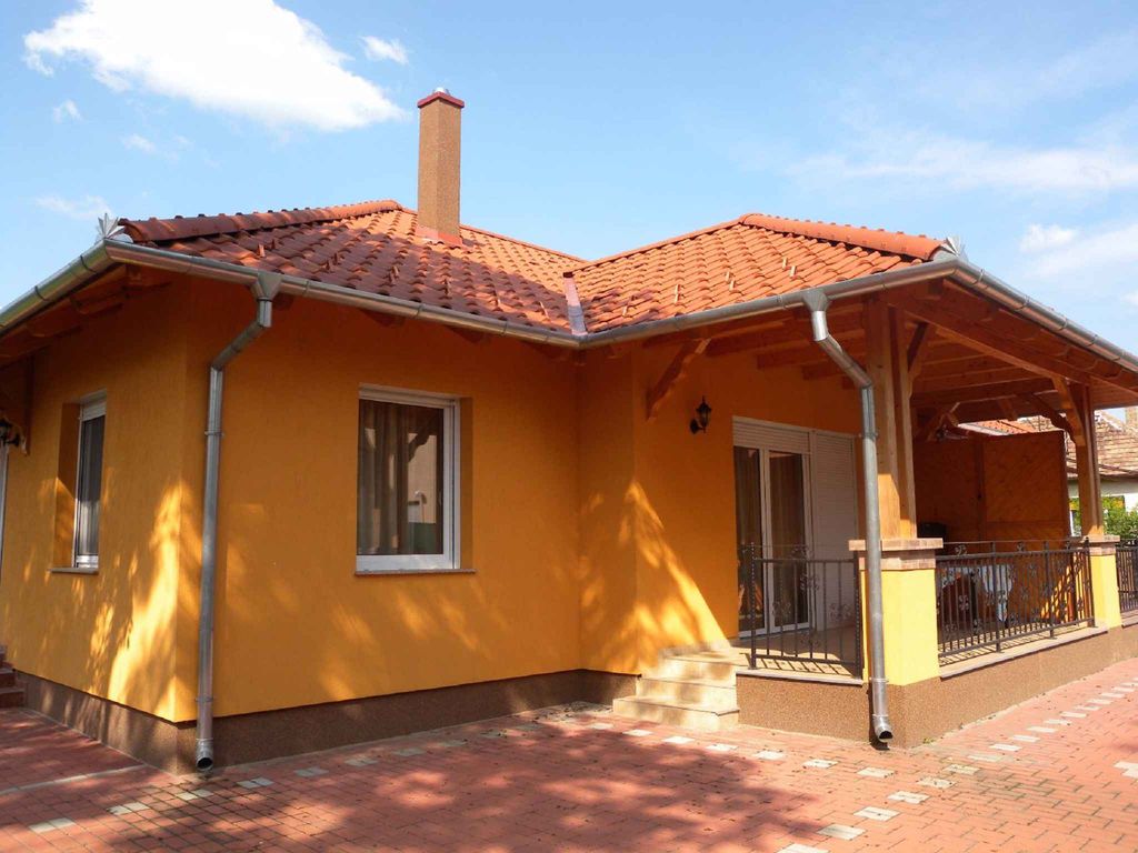 Ferienhaus mit Terrasse und Grill