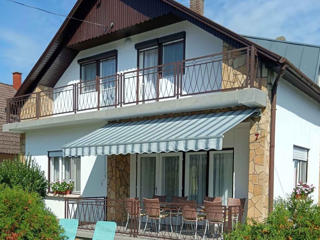 Ferienhaus mit Internet und Grillmöglichkeit