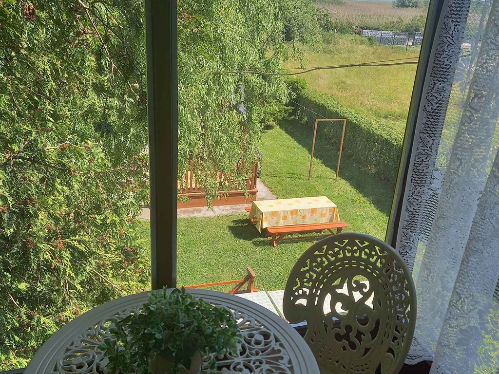 Ferienhaus zur allenigen Nutzung mit Garten und Grill 150 m vom Strand