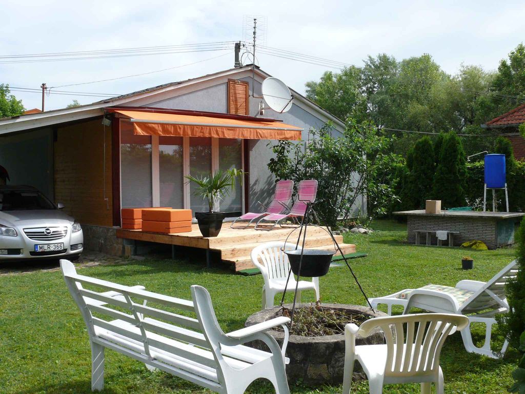 Ferienhaus in Strandnähe mit Gartendusche
