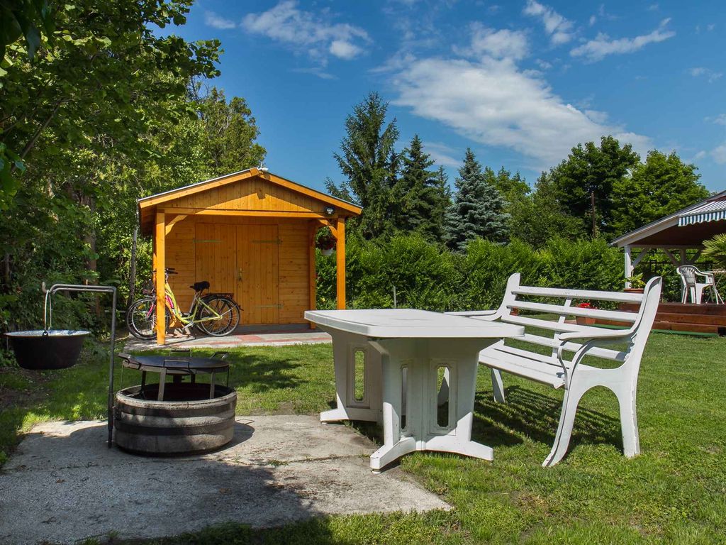 Ferienhaus in Strandnähe mit Gartendusche