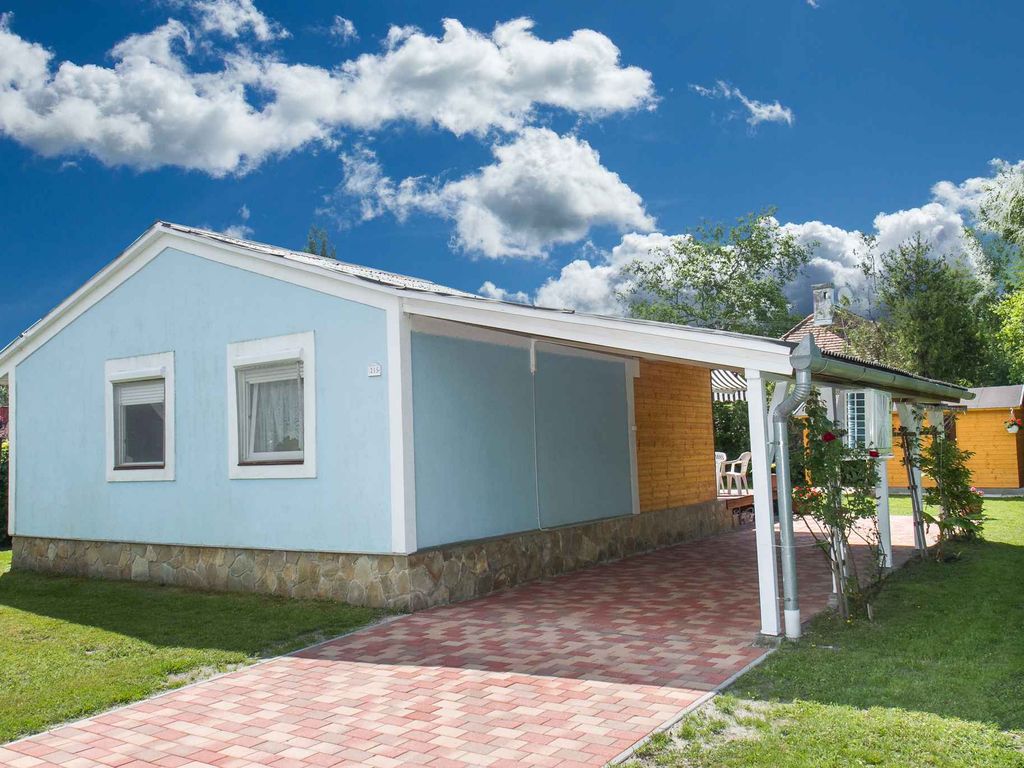 Ferienhaus in Strandnähe mit Gartendusche