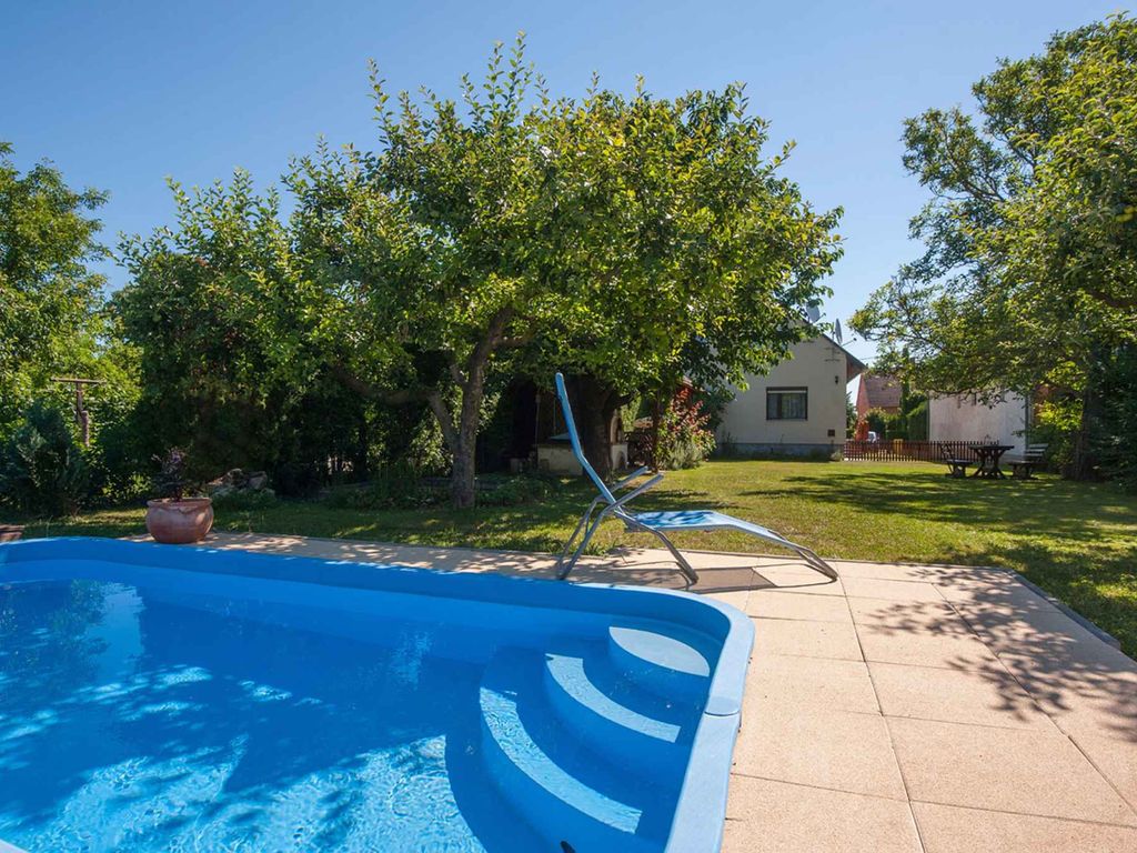 Ferienwohnung mit Pool und Klimaanlage