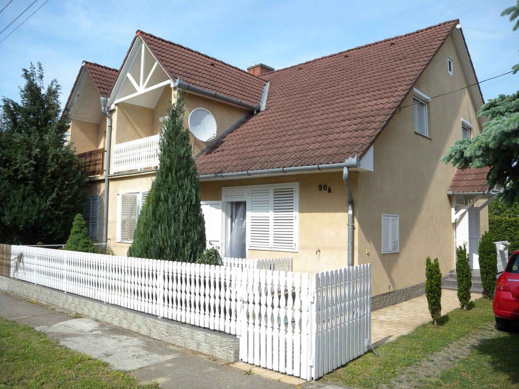 Ferienwohnung mit WLAN, Grill und Klimaanlage