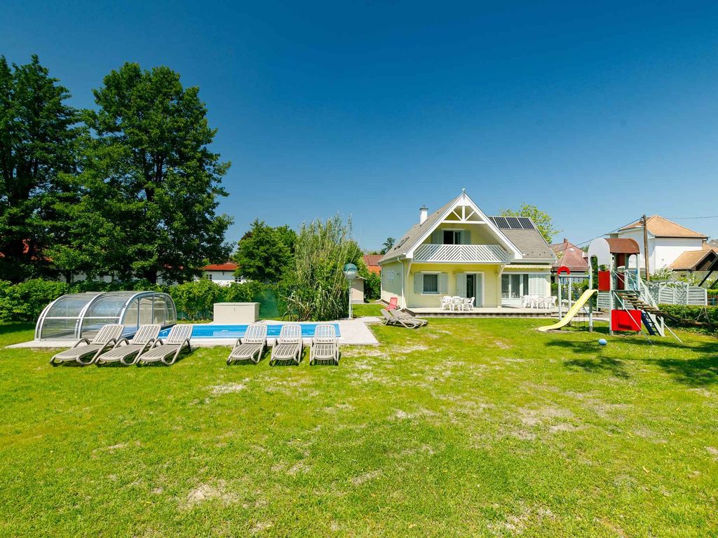 Ferienhaus kinderfreundlich ausgestattet in der Nähe vom Strand