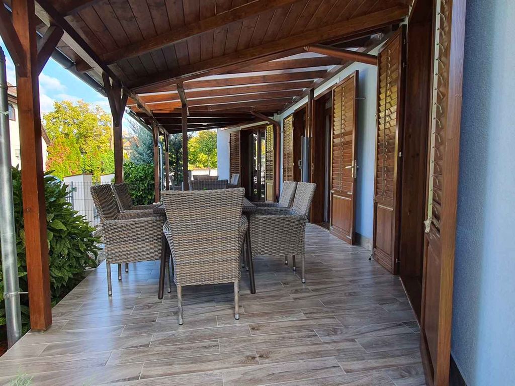 Ferienhaus mit Klimaanlage und Internet