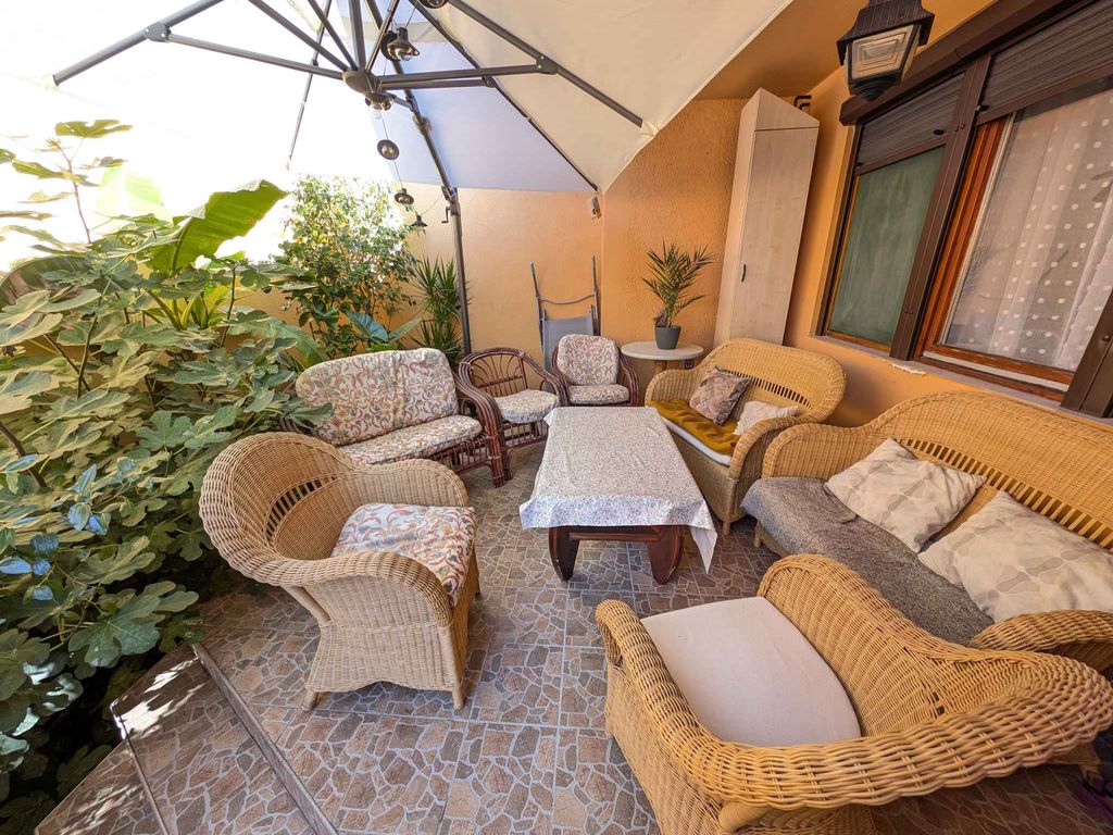 Ferienhaus mit WLAN und 2 Terrassen
