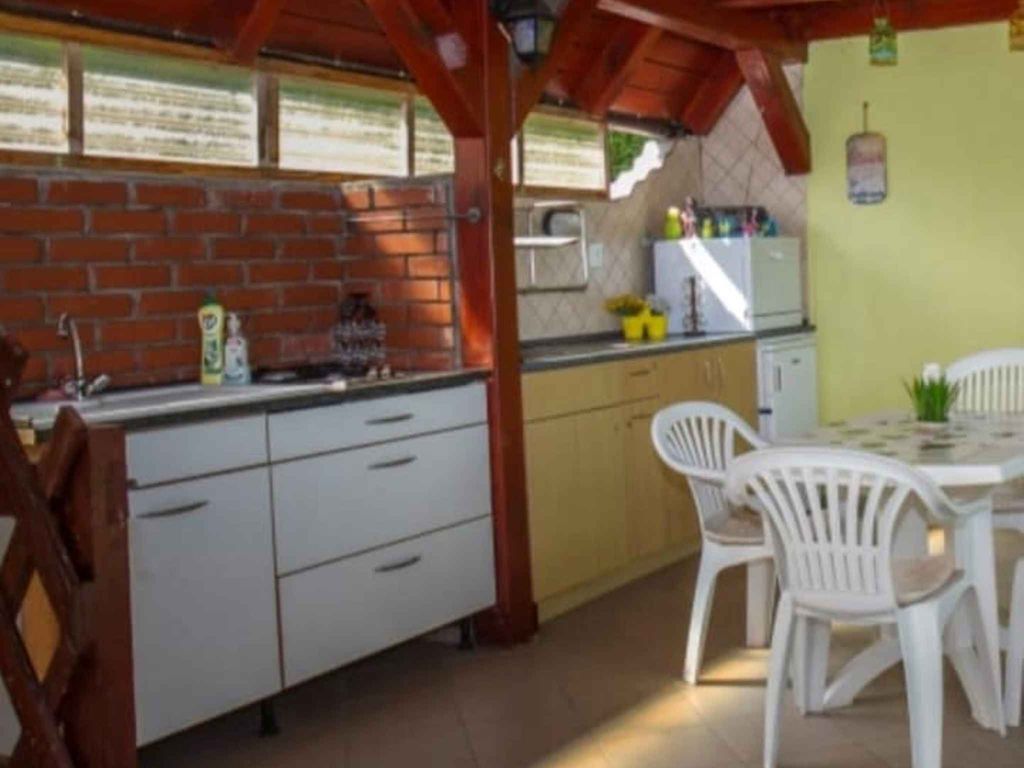 Ferienhaus mit Klimaanlage und Gartenpavillon