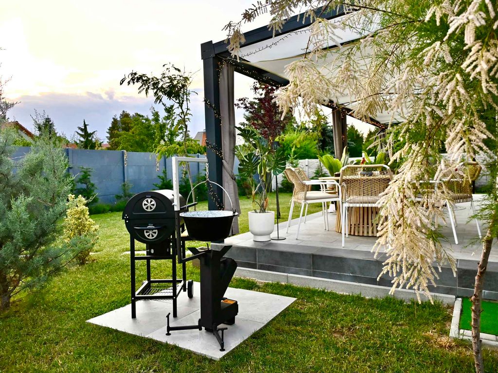 Ferienhaus in ruhiger Lage mit grosser Terrasse und wunderschöner Einrichtung