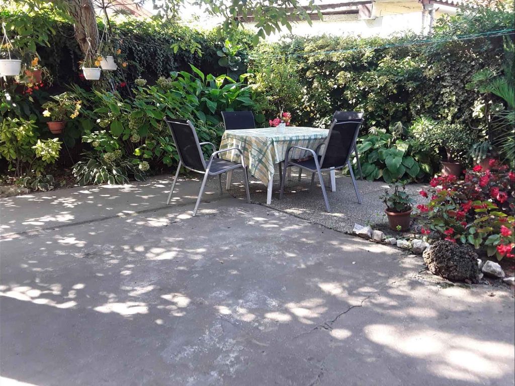 Ferienwohnung in Strandnähe mit Wifi und Klimaanlage