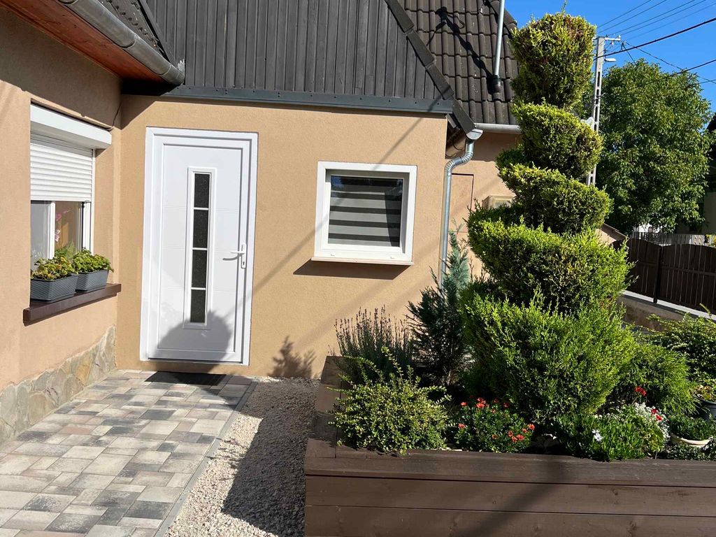 Ferienwohnung mit Garten, Grill und Kinderspielplatz in ruhiger Lage