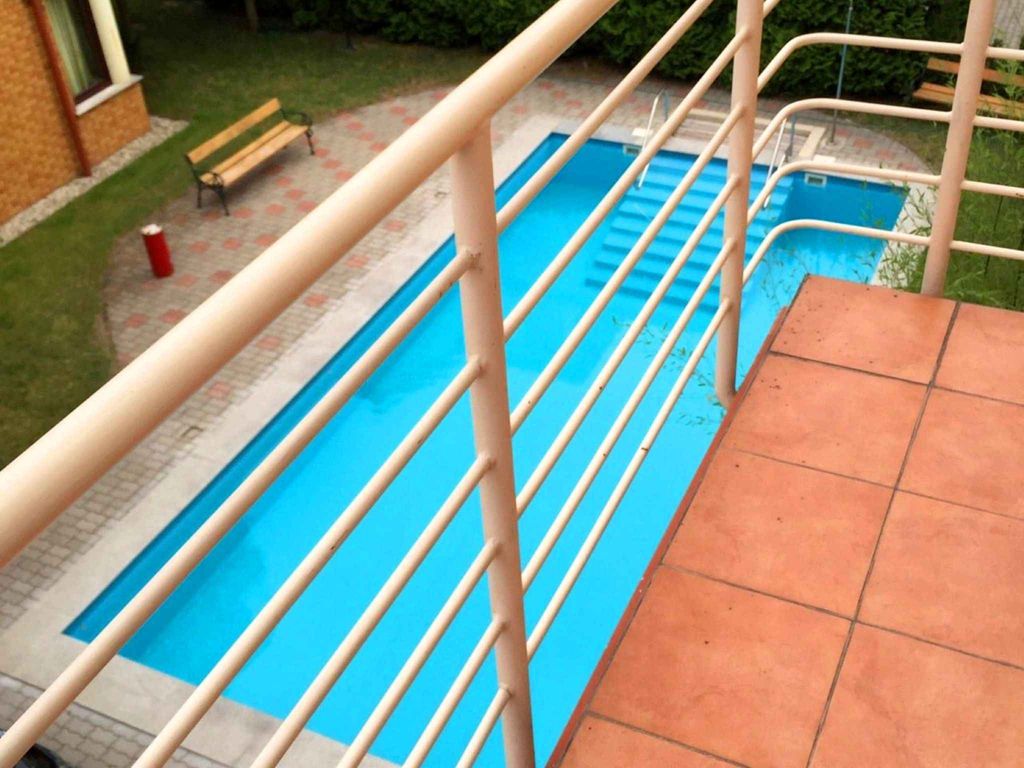 Ferienwohnung mit Aussenpool nur 100 m von Strand