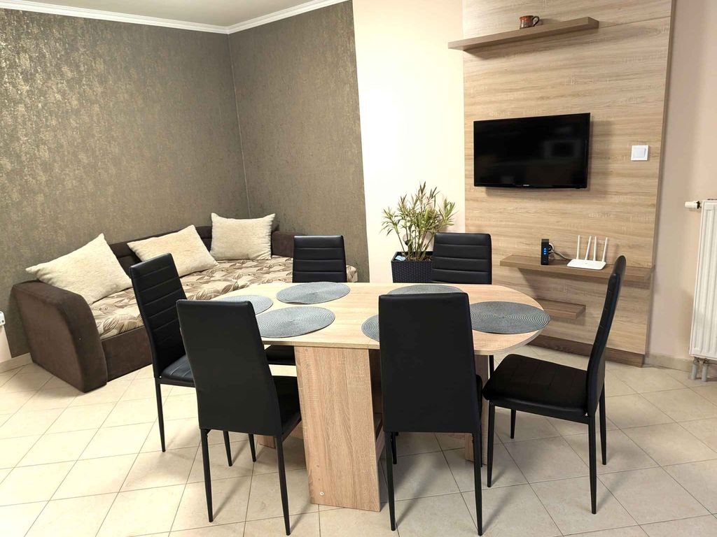 Ferienwohnung mit Aussenpool nur 100 m von Strand