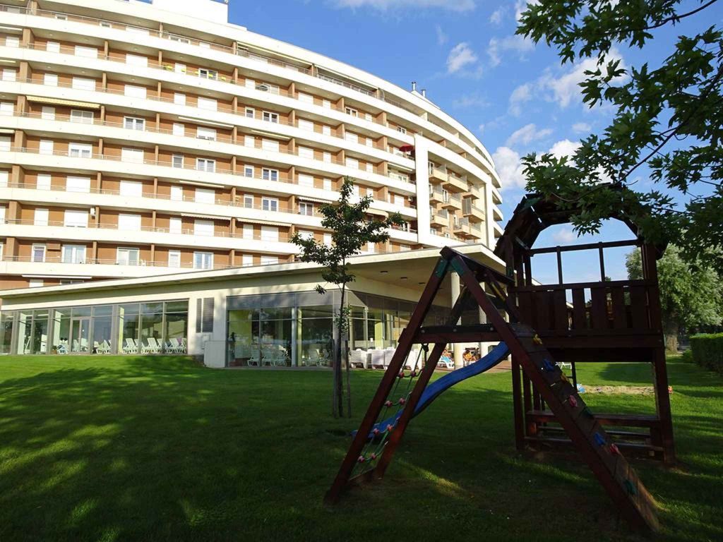 Ferienwohnung mit Wellness und Panorama auf den Balaton