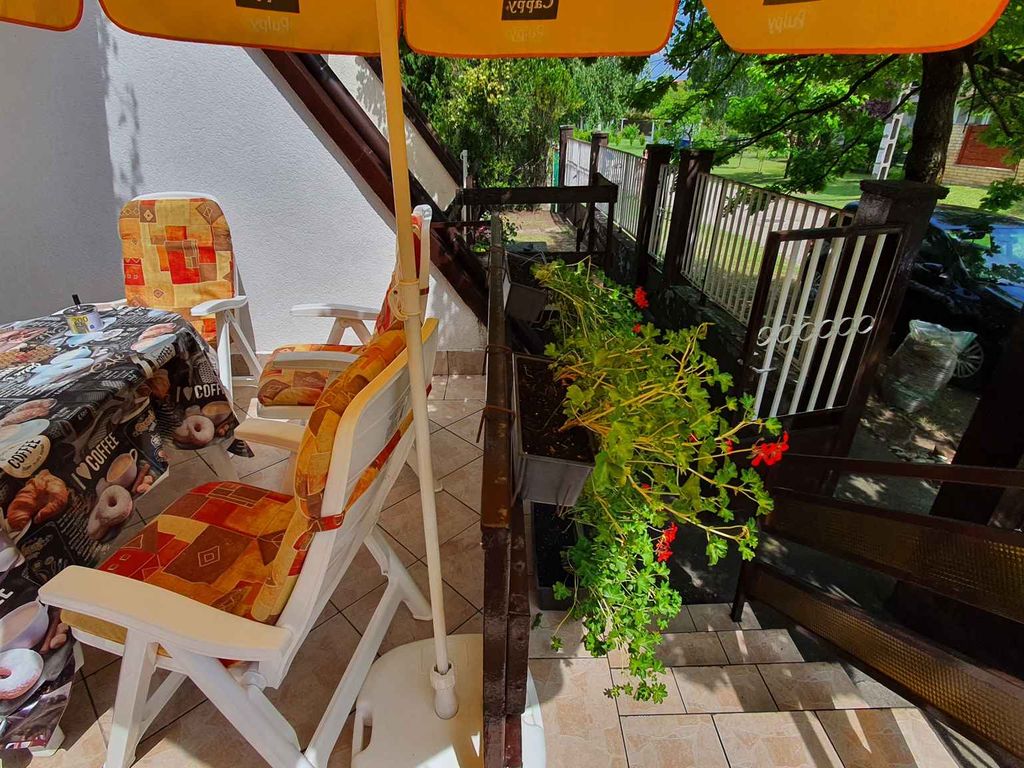 Ferienhaus nur 120m vom Balaton